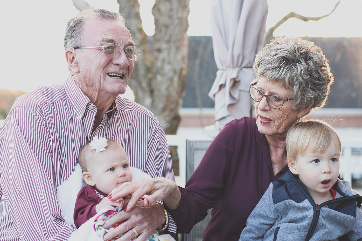 Grandparents with grandchildren at Lark View